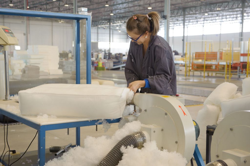 Lourini Sofas Factory J.J. Louro Pereira S.A.