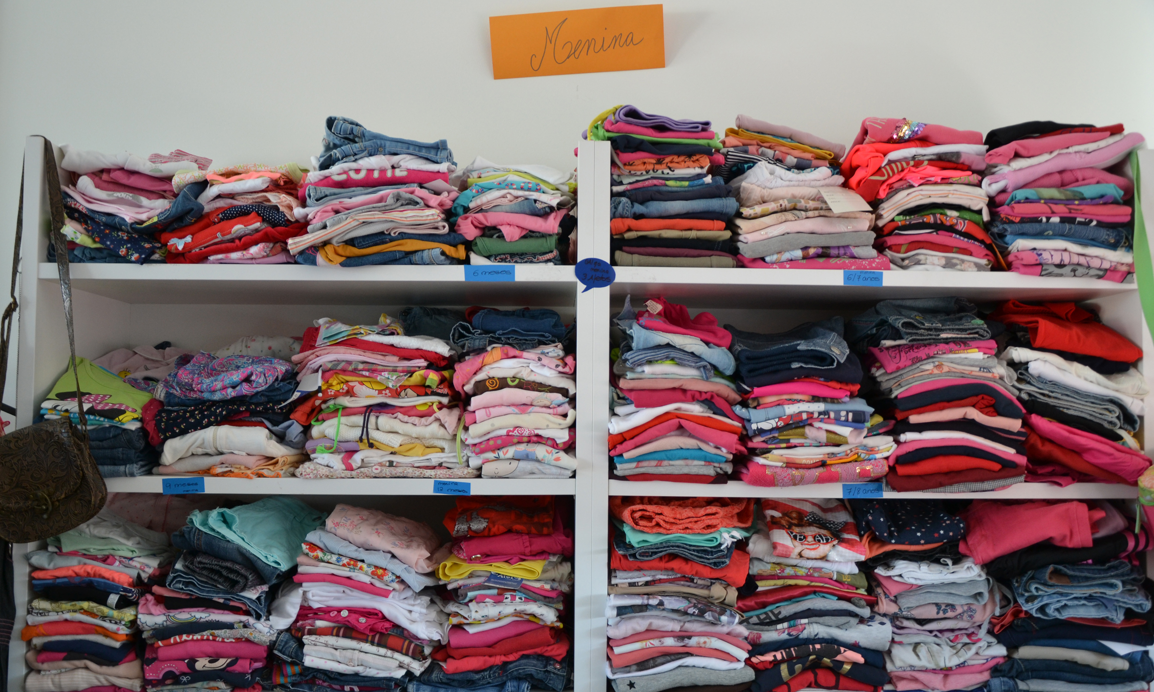 Loja dos Afetos sets up a stand at J.J. Louro every Wednesday