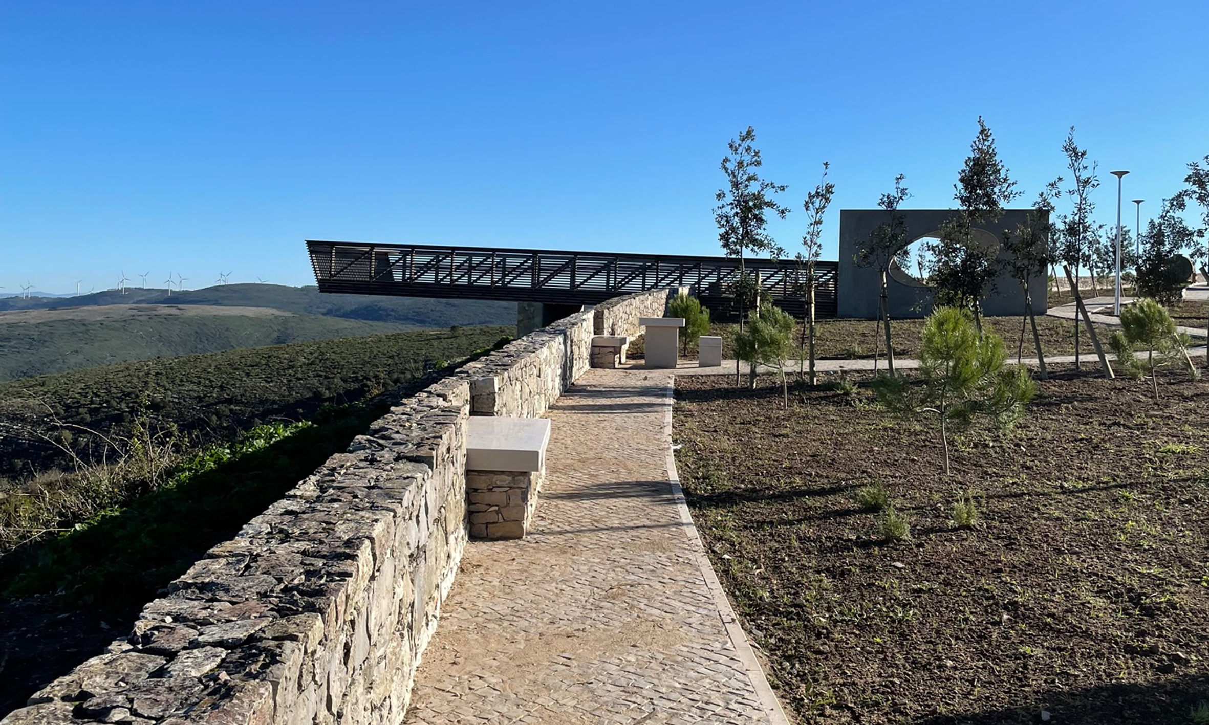 Miraterra requalifica Miradouro de Chão das Pias