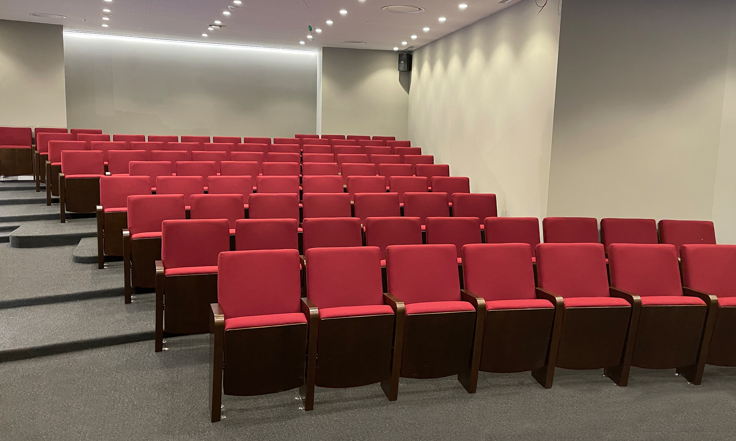 LOMM instala auditório no Masa Hotel em Lisboa