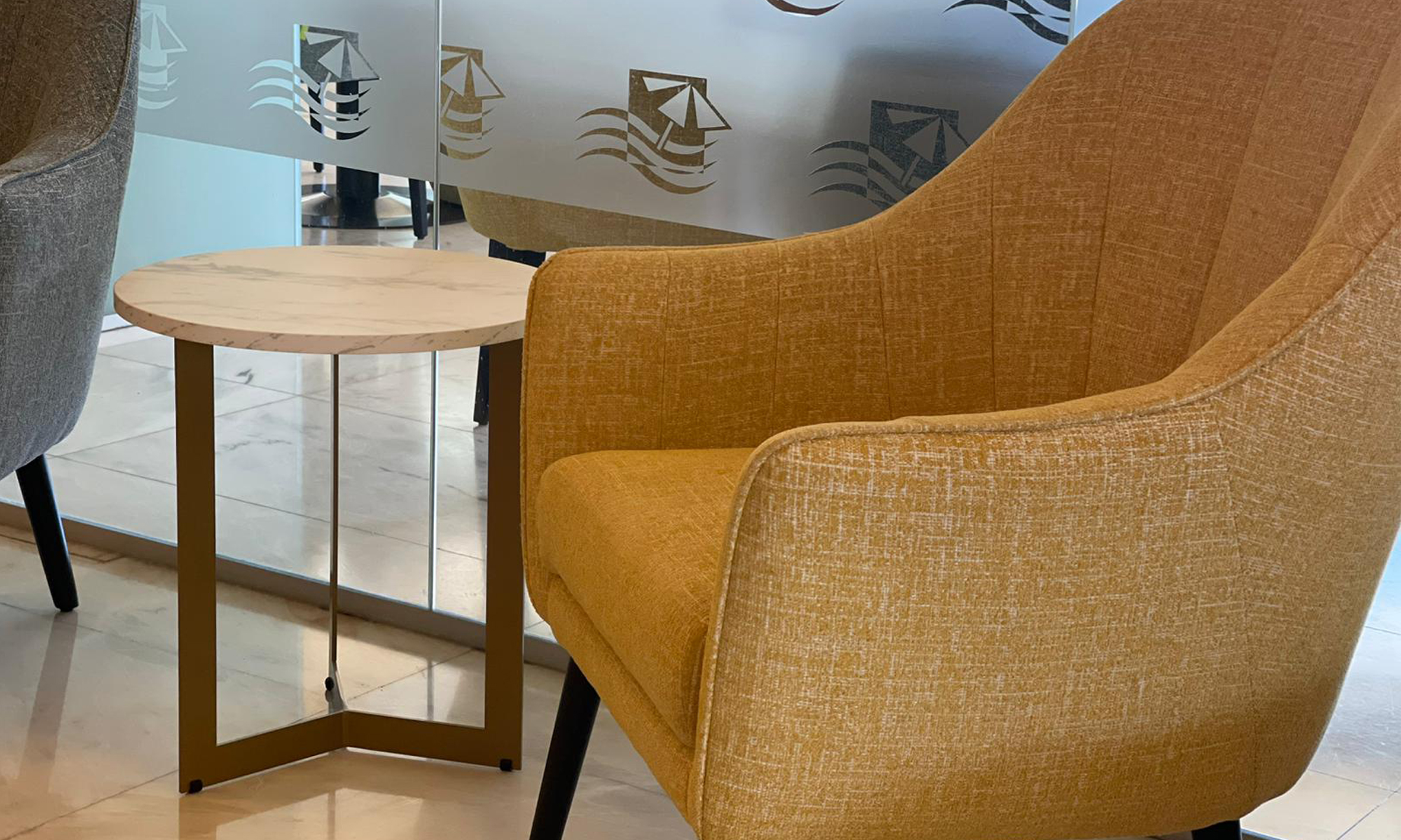 Hôtel Interpass Vau avec articles Lourini