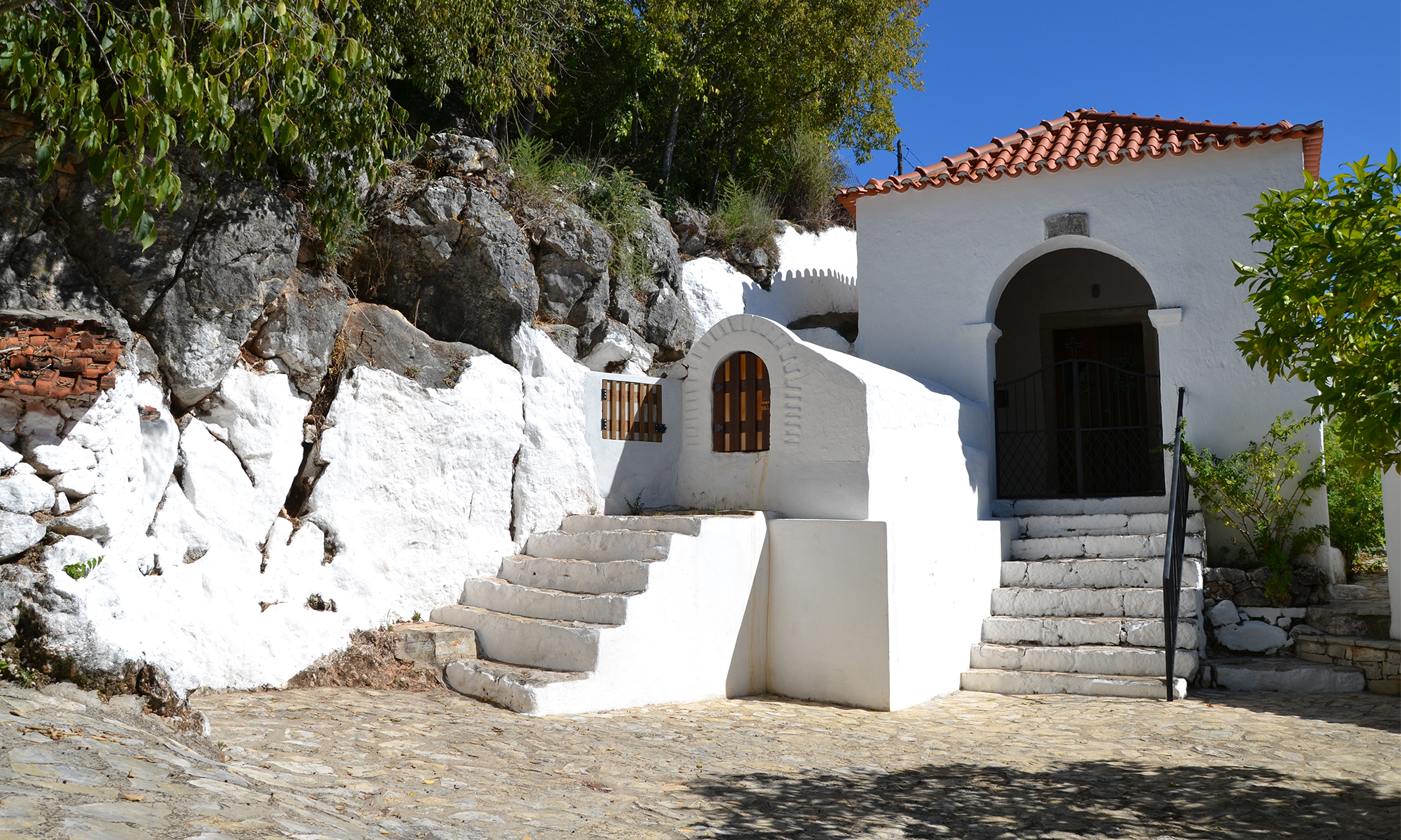 Miraterra requalifica parque de merendas e miradouro de Moitas Venda